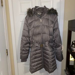 DKNY Silver Puffer Jacket with fur hood- 3x